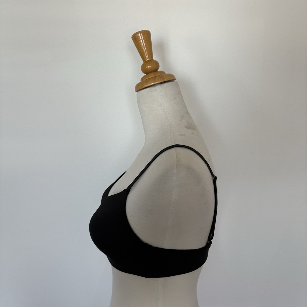 Gap Body Bra 34B Black Lightweight Lightly Padded Wireless Adjustable Straps - Picture 3 of 12